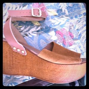 Platform SEYCHELLES sandals